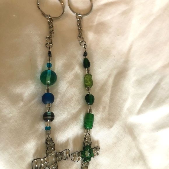 Two Handmade glass bead keychains - Picture 4 of 5